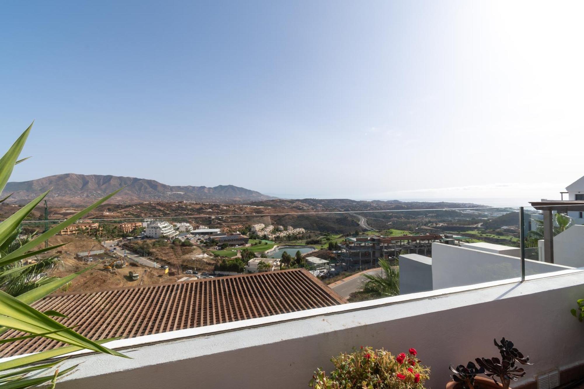 Casa Cerro Azul In La Cala Hills Club Apartment Sitio de Calahonda Luaran gambar